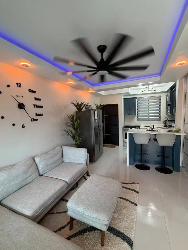 Slick Stay living area